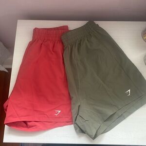 NEW GYMSHARK WOMENS WOVEN SHORTS SIZE SMALL